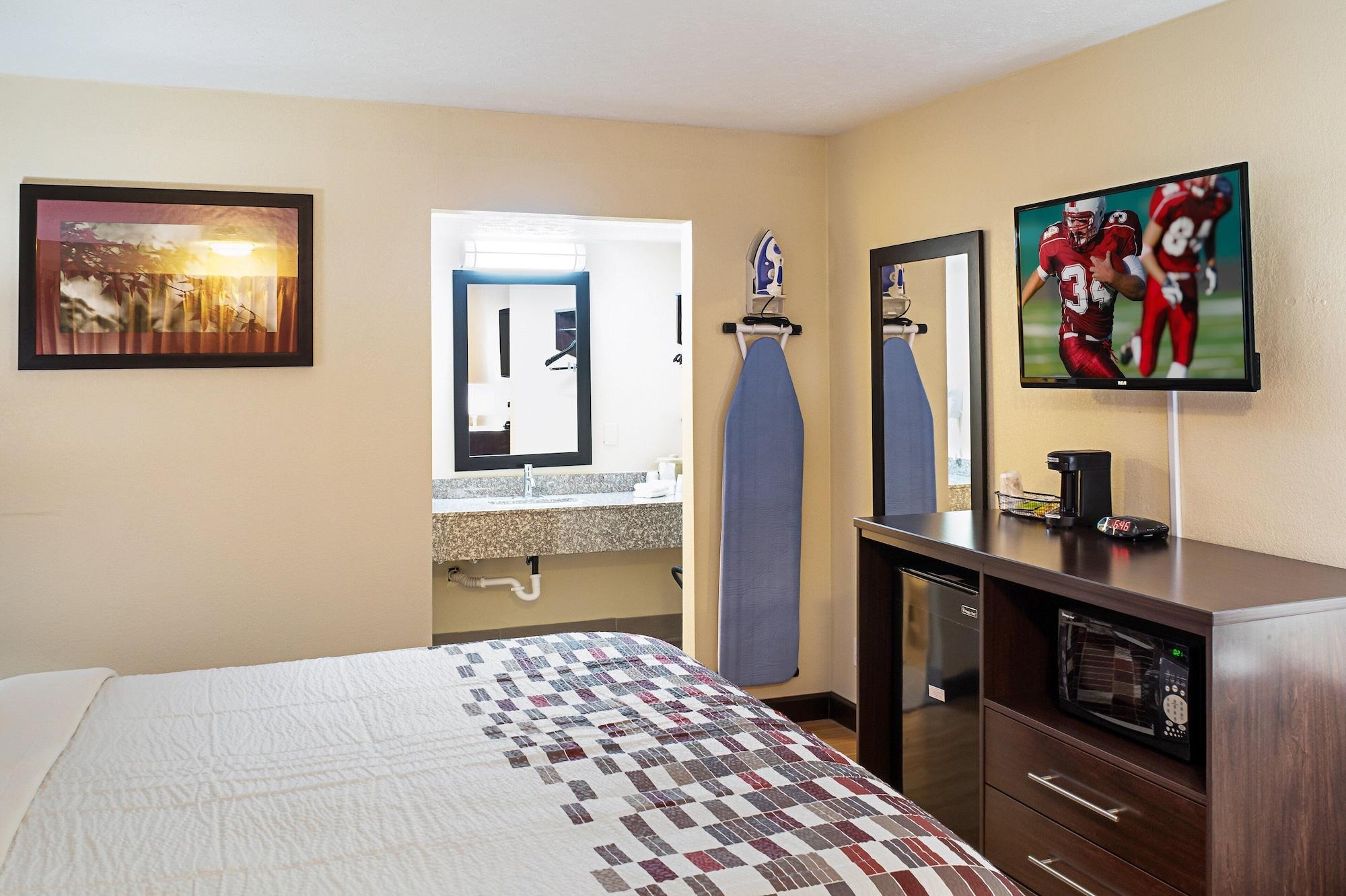 Red Roof Inn Indianapolis East Екстериор снимка