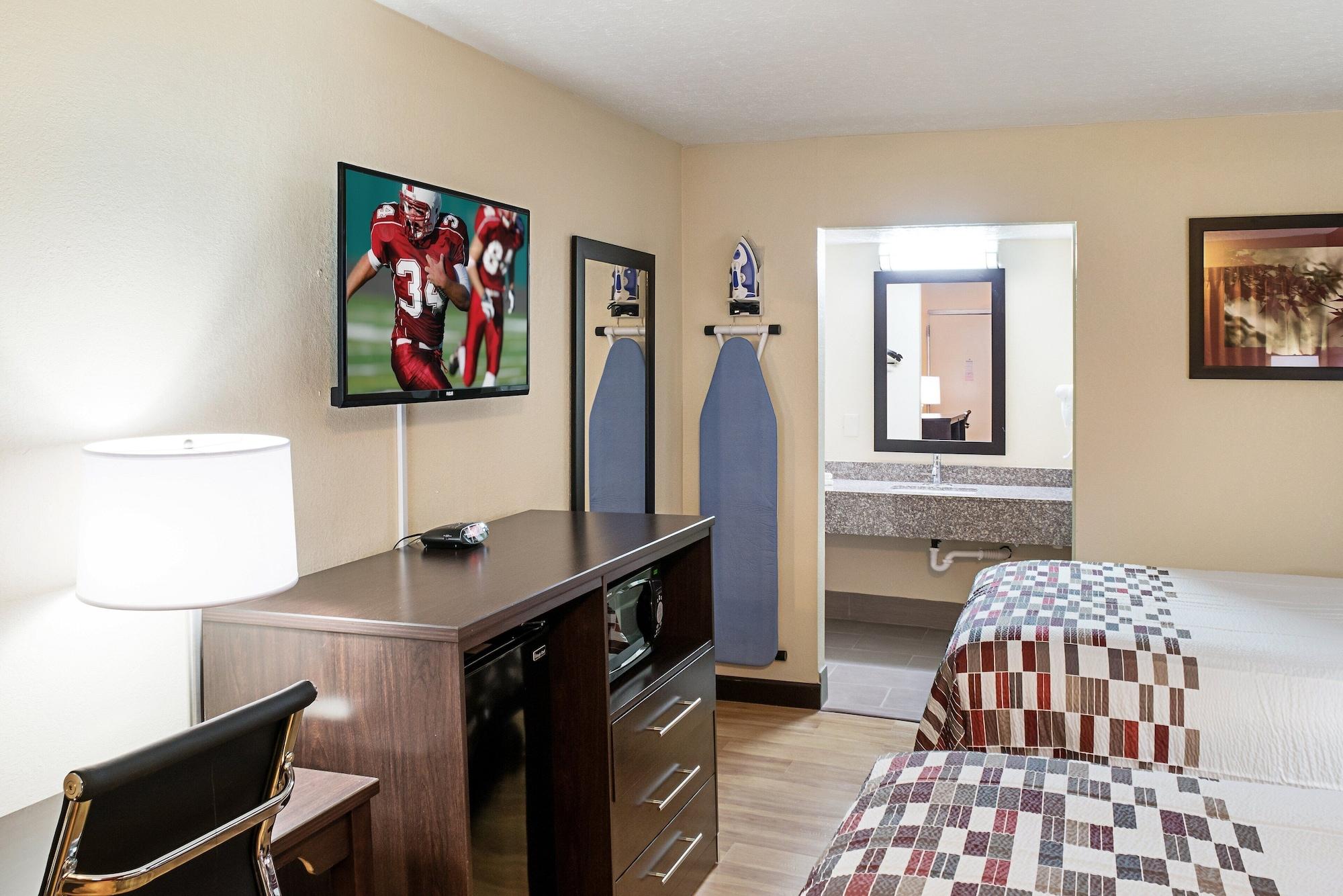 Red Roof Inn Indianapolis East Екстериор снимка