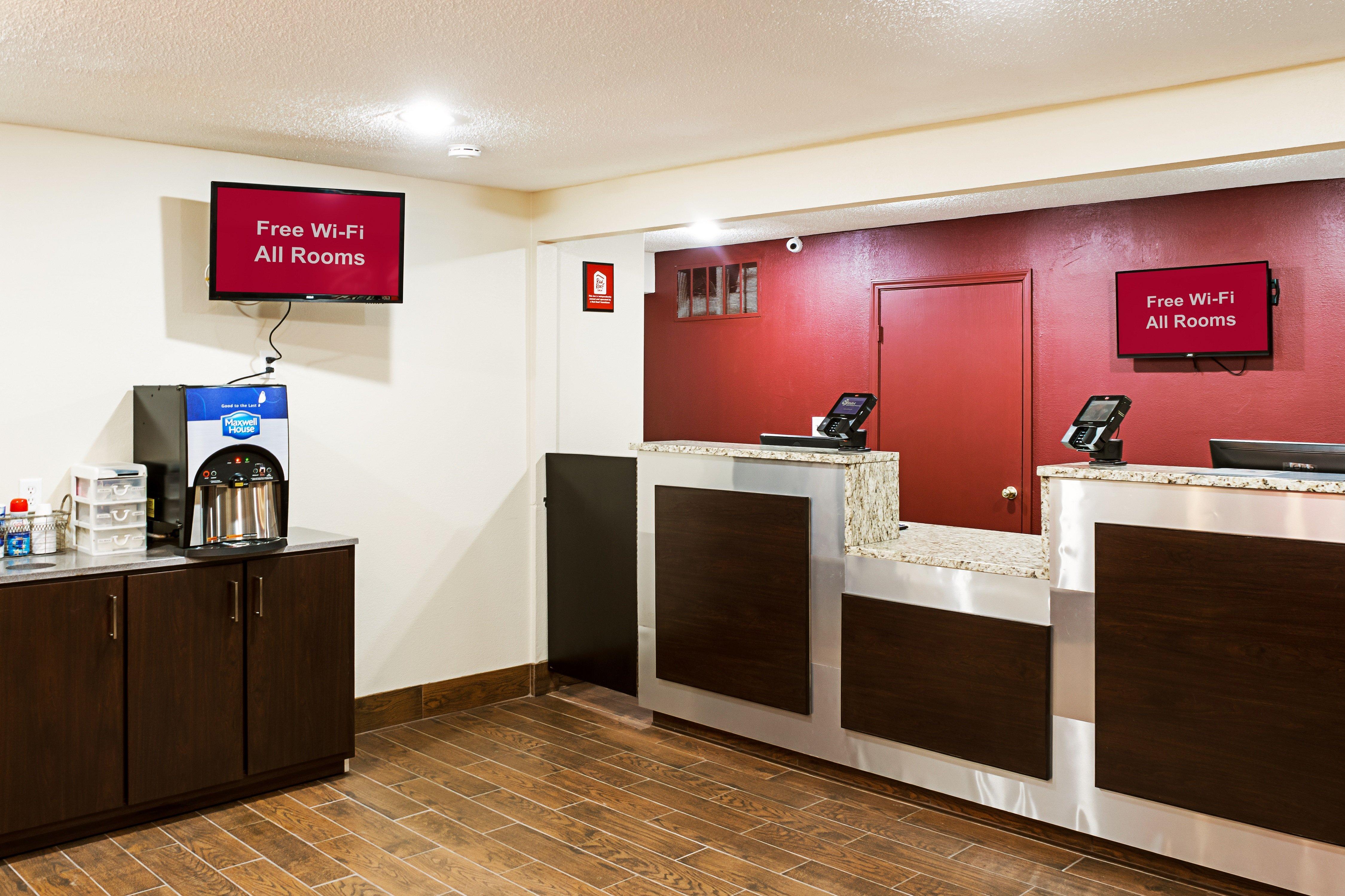 Red Roof Inn Indianapolis East Екстериор снимка