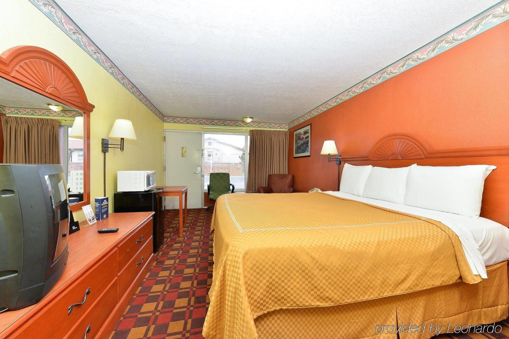 Red Roof Inn Indianapolis East Екстериор снимка
